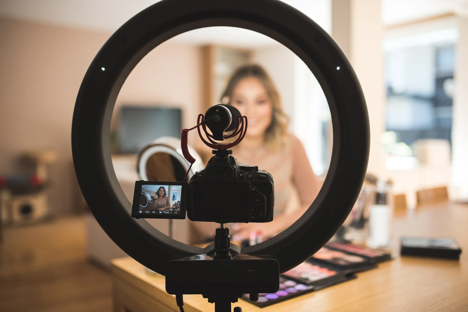 UAE Advertiser Permit: who needs it in 2026